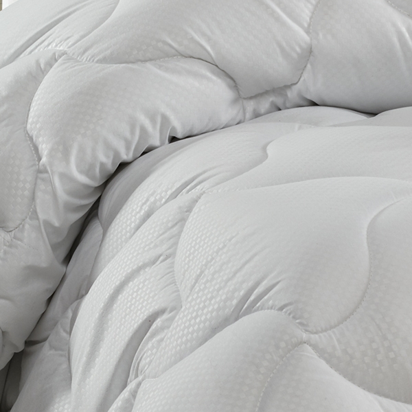  Polyester Duvet Embossed